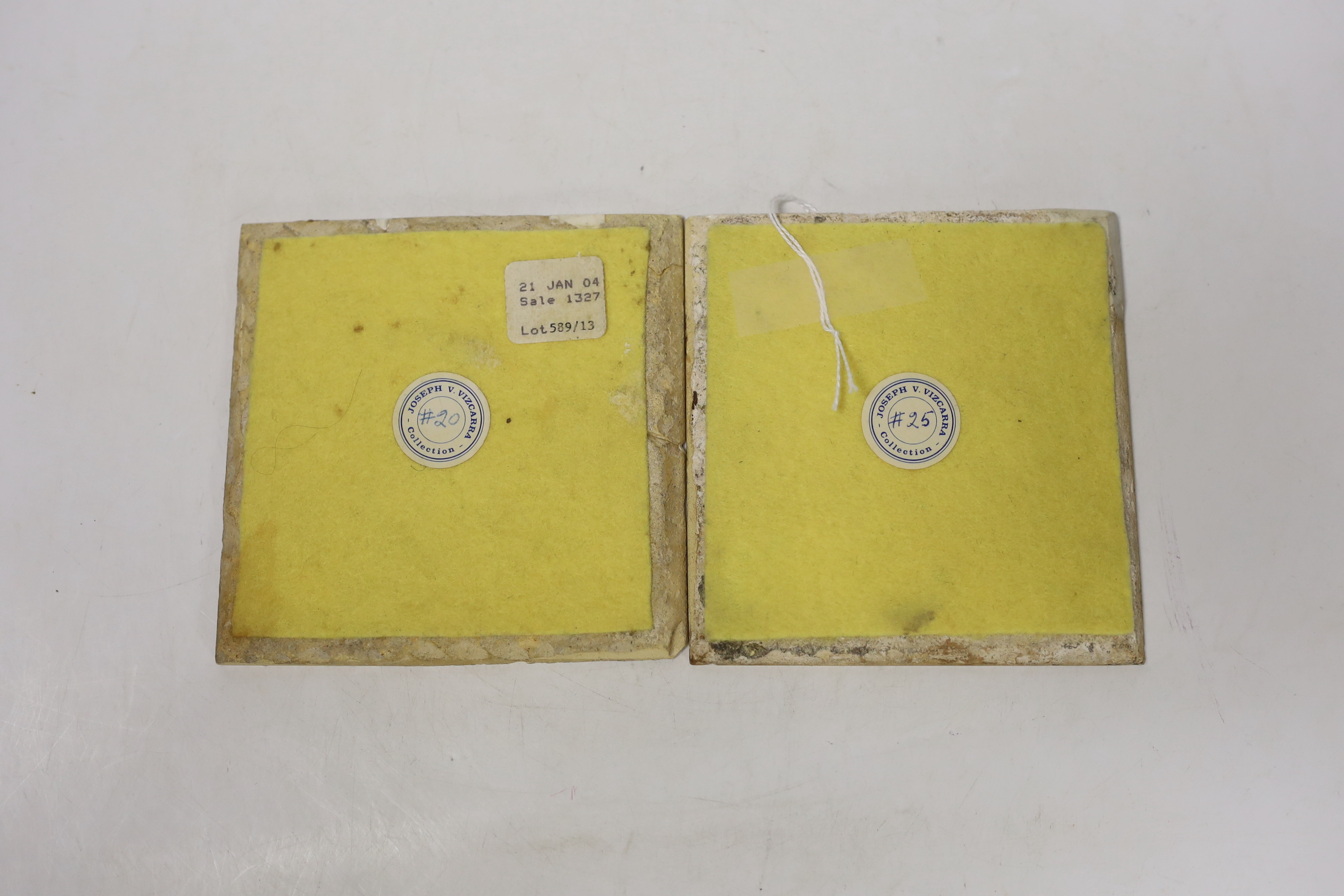 Two 18th/19th century Delft tiles, 13cmsq